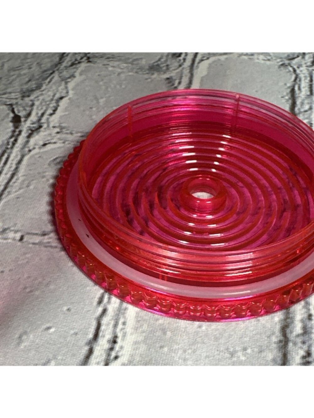 Starbucks Neon Pink Pleated Cold Cup Tumbler 16oz - Picture 7 of 9